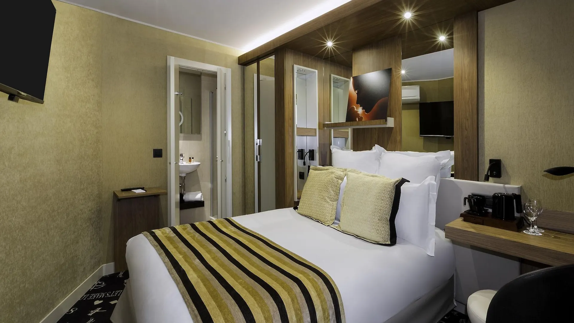 Dalila Hotel 3*